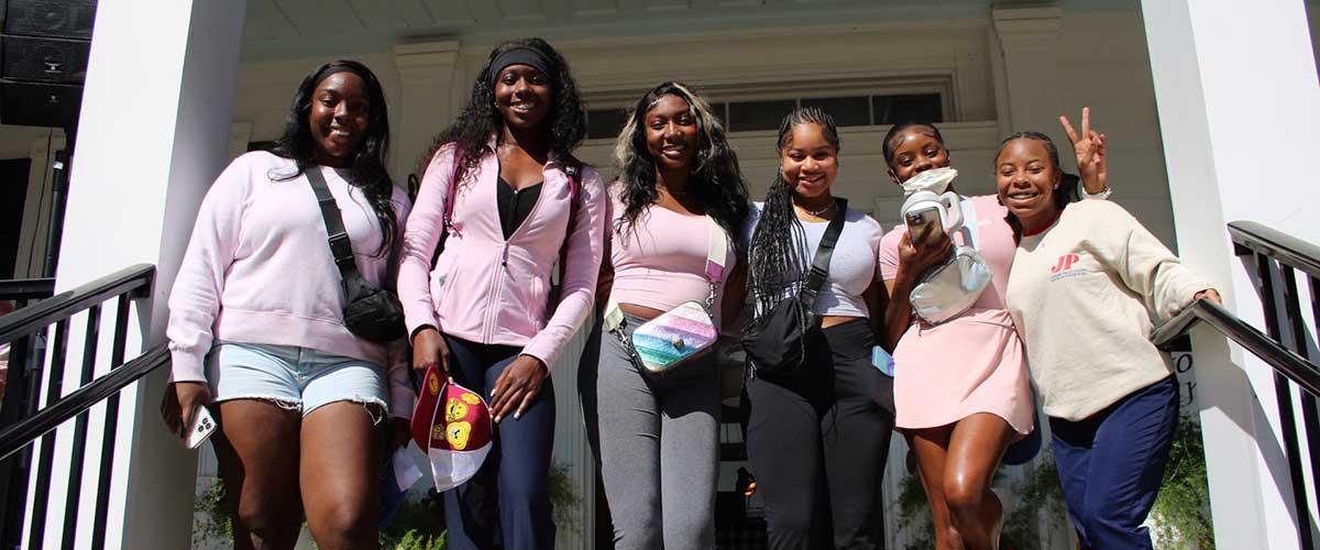 BSU students on steps at USA.