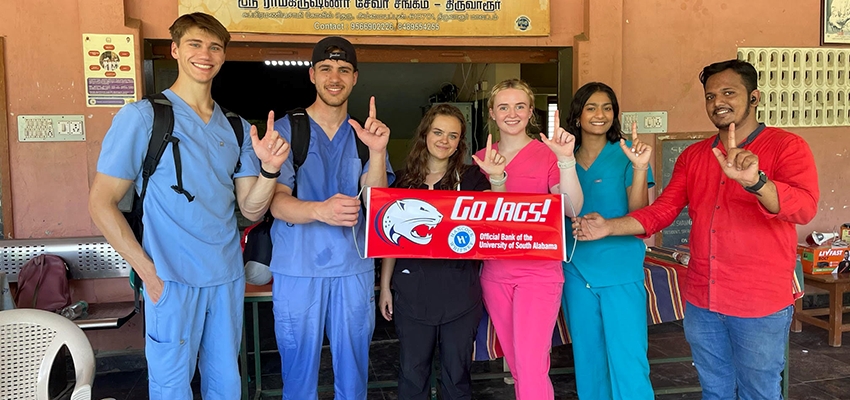 In June, Lenell Anderson and Maura Hawkins traveled to the Thiruvarur District of Tamil Nadu State in India with a group of USA students and faculty through a new study abroad program, Healthcare in Rural South India.
