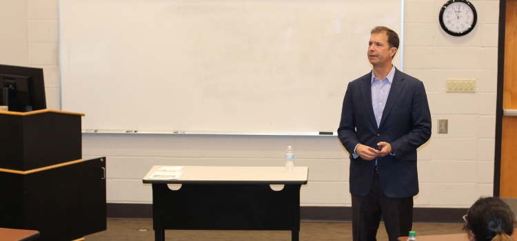 Cam Marston Speaks at Senior Seminar at Mitchell College of Business.